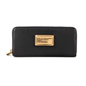 Marc by Marc Jacobs Wallet - BLACK&GOLD